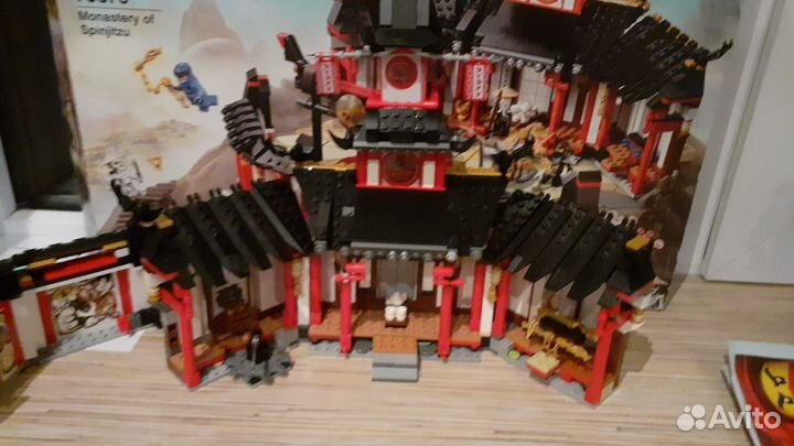 Lego ninjago монастырь кружитсу