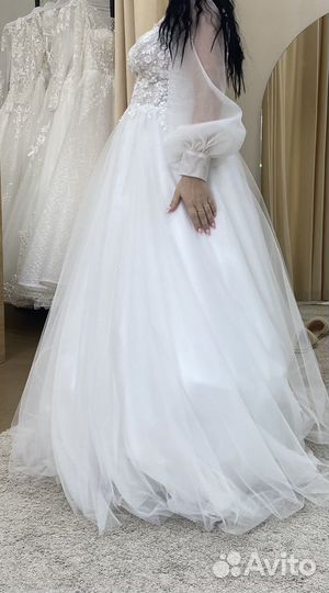 Платье свадебное