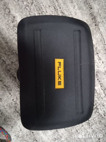 Прибор для определения мест повреждения кабеля