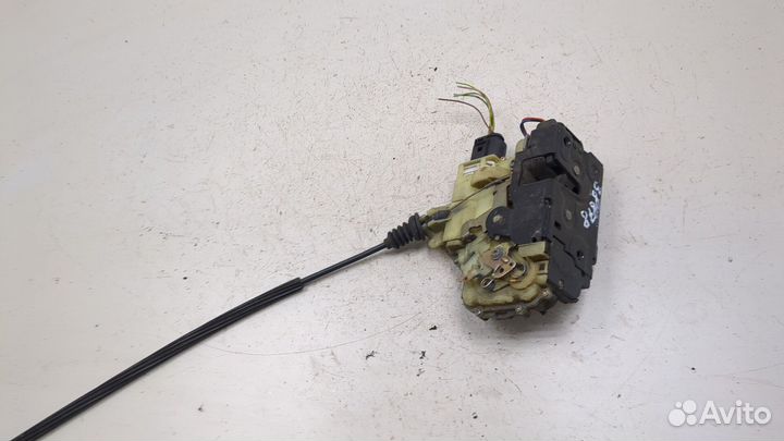 Замок двери левый передний Seat Ibiza 3