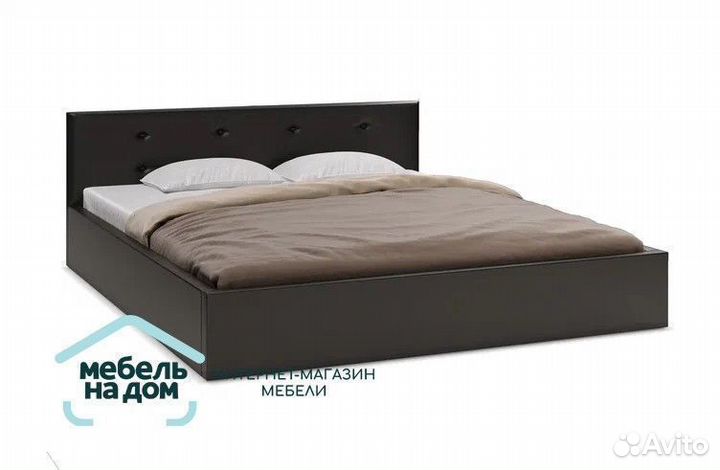 Кровать двуспальная