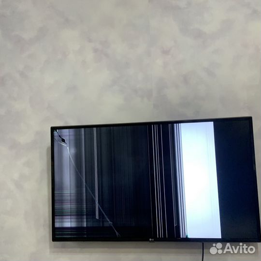 Телевизор LG SMART tv 43