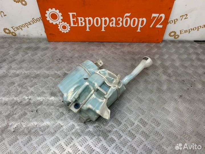 Бачок омывателя Toyota Camry ASV50
