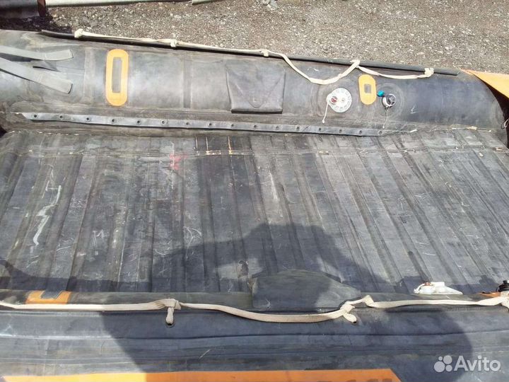 Продам лодку