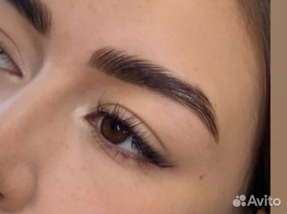 Мастер бровист