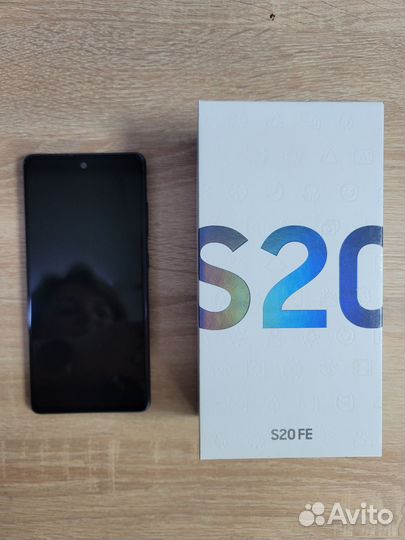 Samsung Galaxy S20 FE, 6/128 ГБ