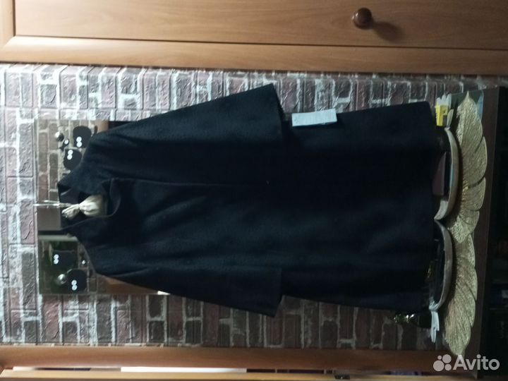 Пальто женское демисезонное новое 48 размер