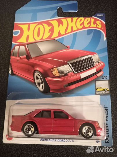 Hot wheels mercedes 500e