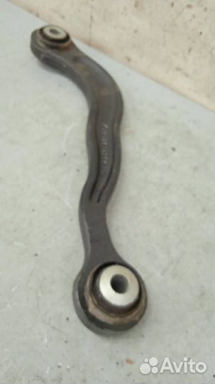 Рычаг задний поперечный верхний