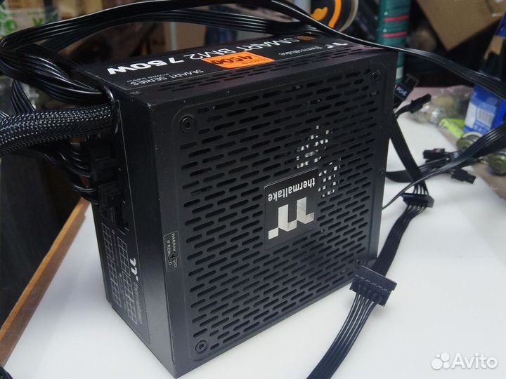 Блок питания Thermaltake BM2 750w