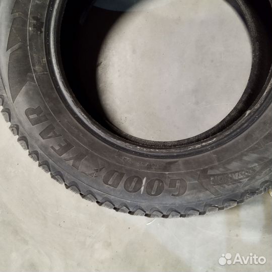 Goodyear Ultragrip Ice Arctic 265/60 R18 114T