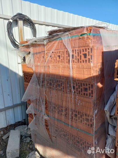 Камень (кирпич) керамический поризованный 2,1 нф