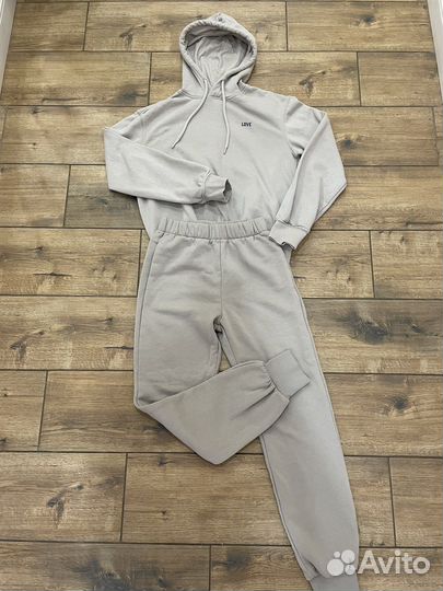 Спортивный костюм zara / HM новый