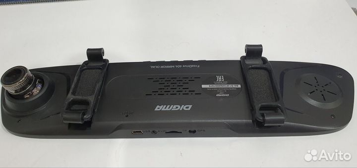 Автомобильный видеорегистратор