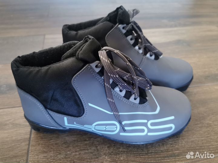 Лыжные ботинки 37.5