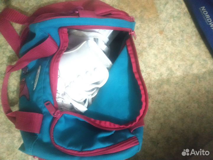 Коньки фигурные детские 30 размер и37