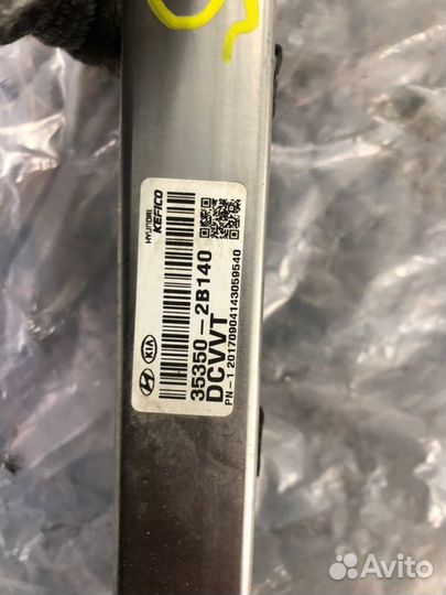 Топливная рампа с форсунками Kia Ceed 3 CD 1.6