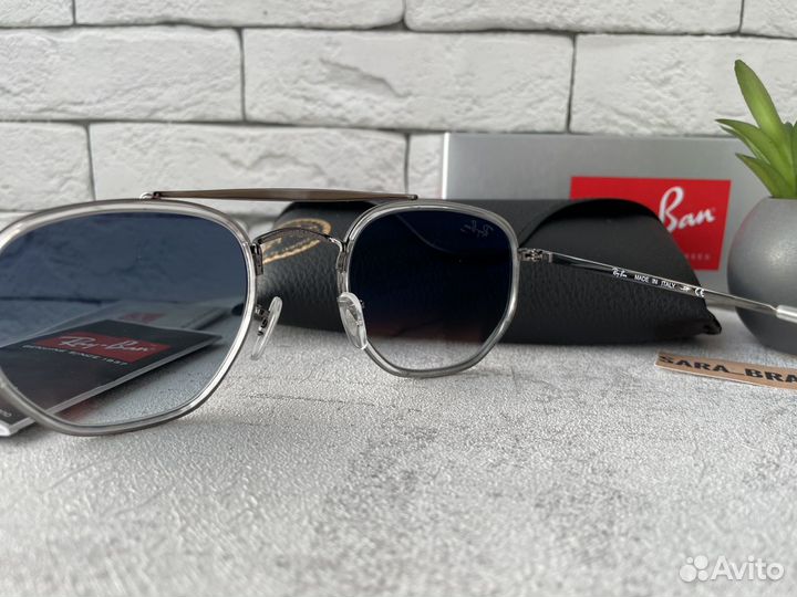 Солнцезащитные очки ray ban