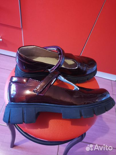 Туфли школьные для девочки 36размер