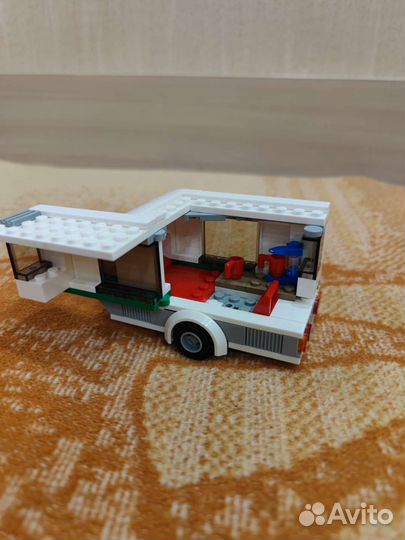 Lego City фургон и дом на колёсах