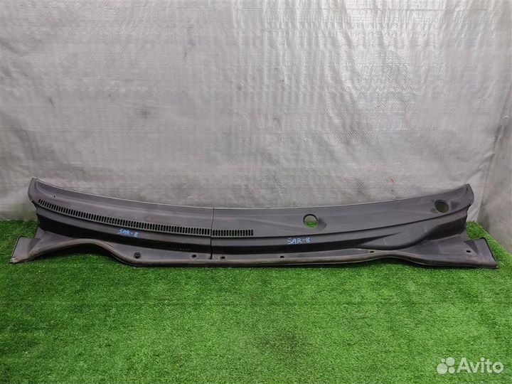 Решетка стеклоочистителей Toyota Corolla Verso R1