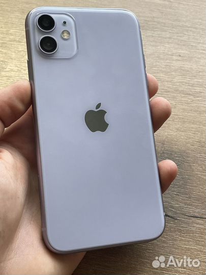 iPhone 11, 64 ГБ