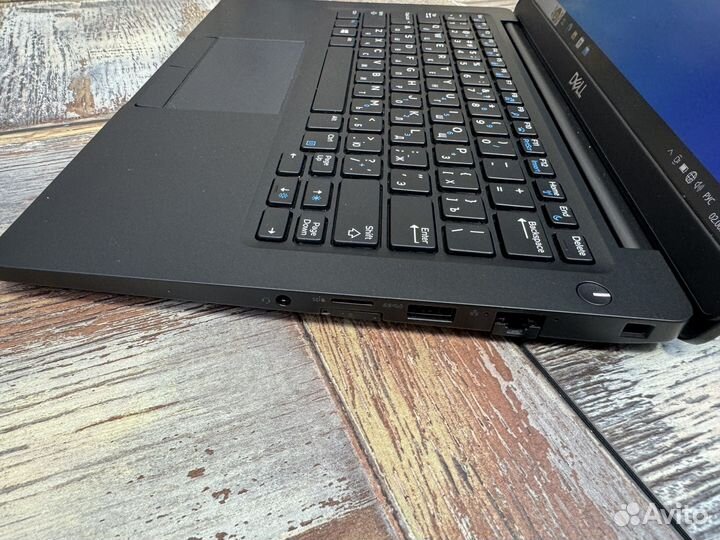 Dell Latitude 7390