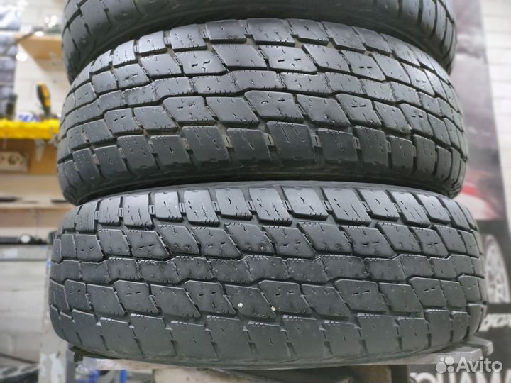 Kumho Road Venture AT61 205/75 R15