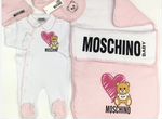 Комплект на выписку moschino baby