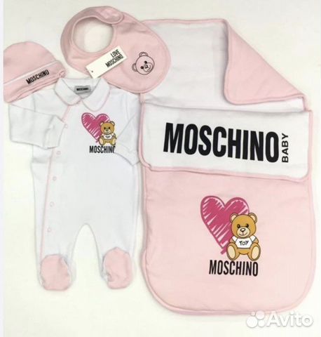 Комплект на выписку moschino baby объявление продам