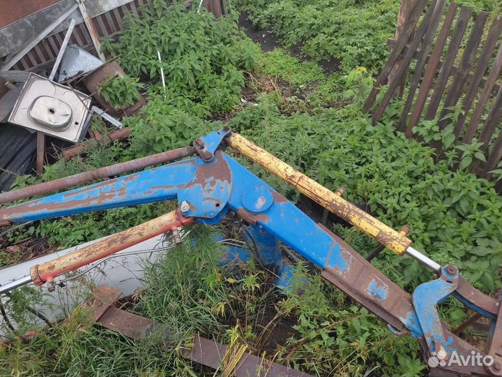 Навесной погрузчик 1,2 т