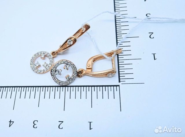 Серьги с синтетическим камнем Золото