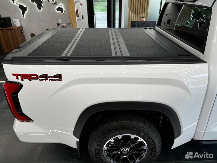 Крышка Toyota Tundra 4-х секционная