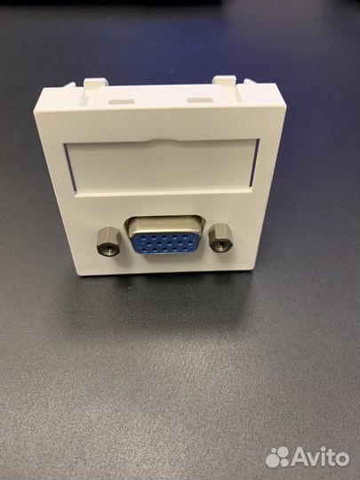 Розеткa VGA delock 65170 под винт