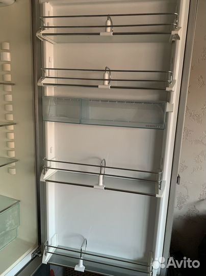 Холодильник liebherr