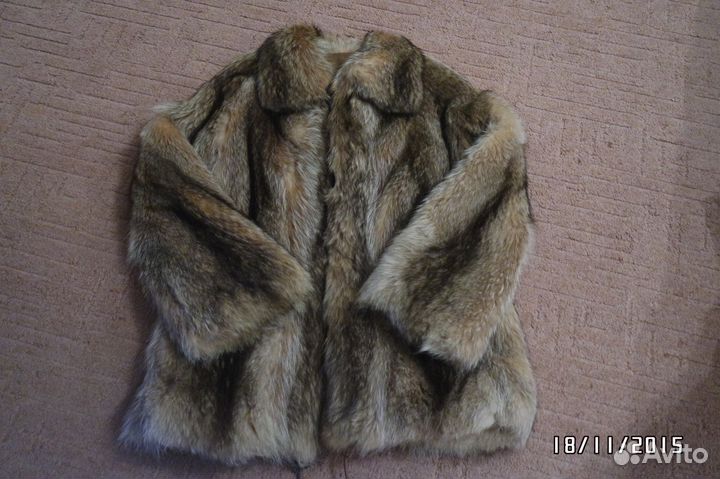 Продам енотовую шубу