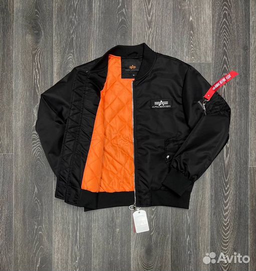 Бомбер alpha industries