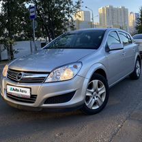 Opel Astra 1.6 MT, 2011, 97 000 км, с пробегом, цена 725 000 руб.