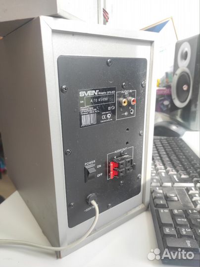 Колонки 2.1 Sven sps-820
