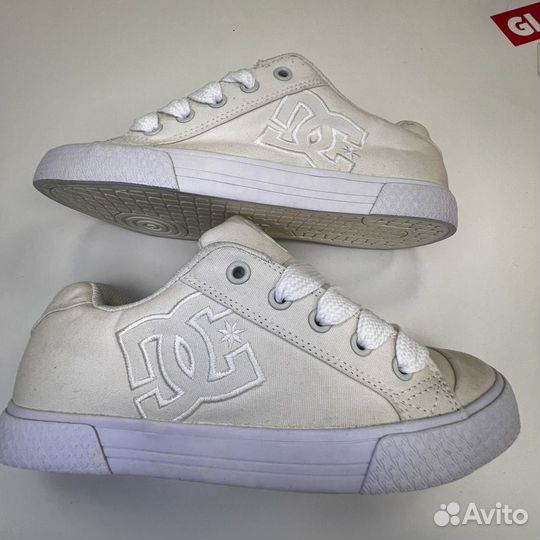 Dc shoes chelsea globe circa adio tribal dvs