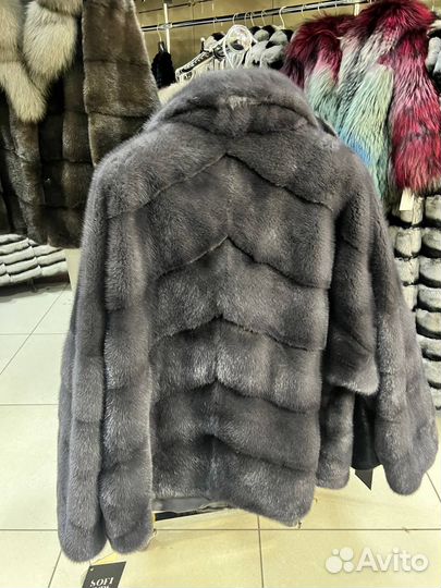 Шуба из натурального меха норки новая