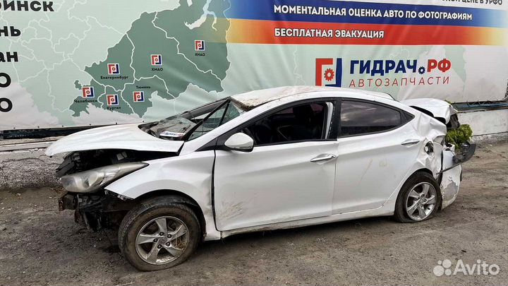 Дефлектор воздушный передний правый Hyundai Avante