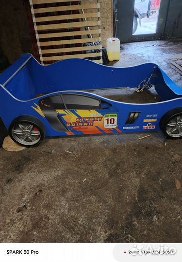 Детская кровать машина с матрасом