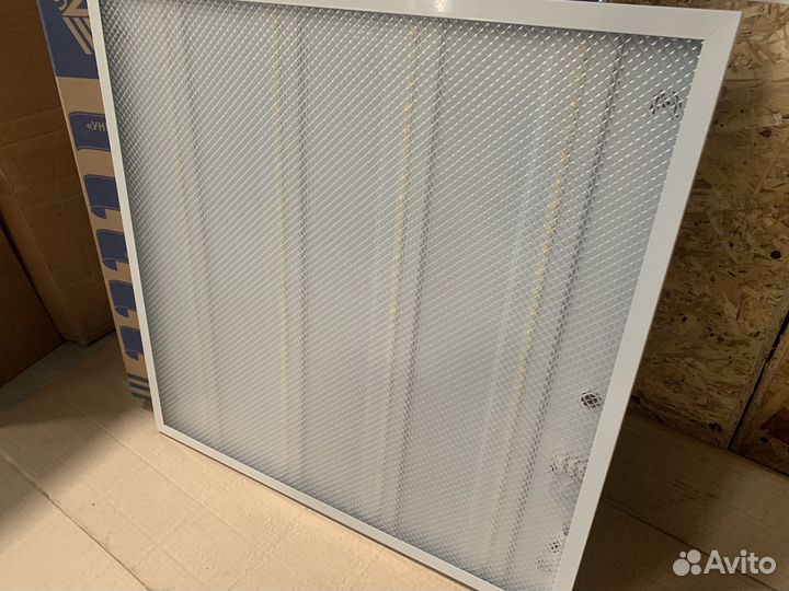 Светильник светодиодный потолочный панель