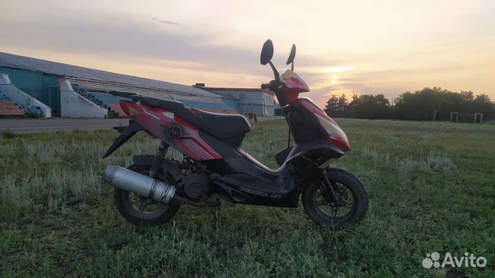 Скутер 80кубов