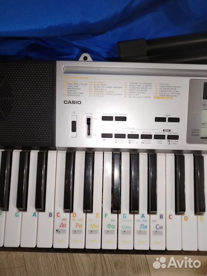 Синтезатор Casio LK-260