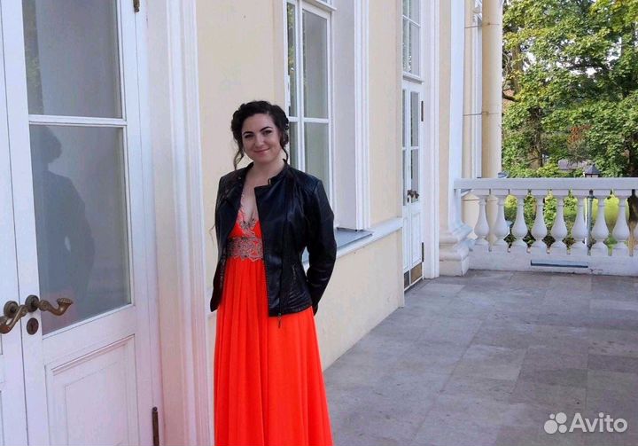 Платье вечернее