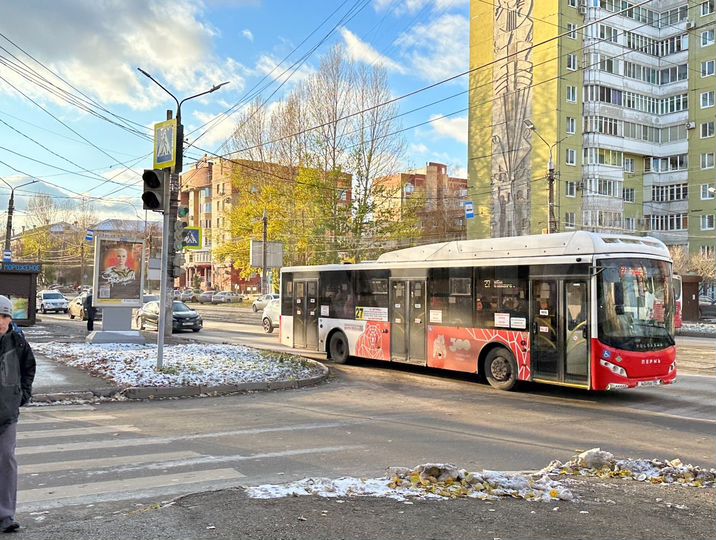 256.8 м², 1 эт, отд.вх, 1 линия, парковка, трафик