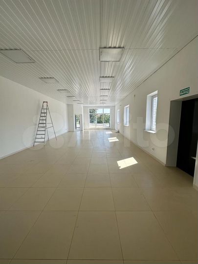 Торговая площадь, 130 м²