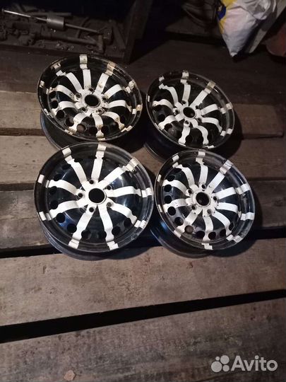 Диски штампованные r15